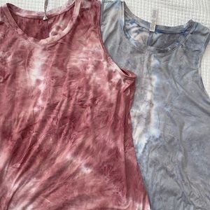 2 Athleisure Tanks in like new condition